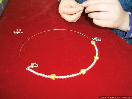 pearl necklace made during girls jewellery making party